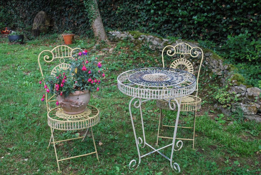 Chambre à Part- La Yourte Corvol-dʼEmbernard Esterno foto